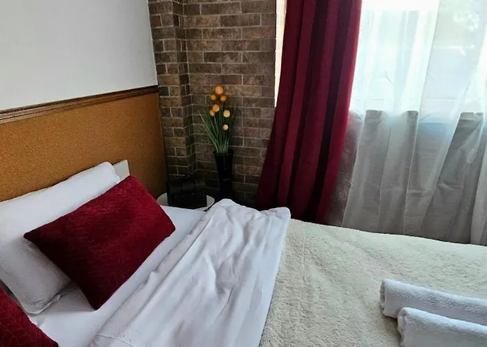 Tantra 7 Nacu Universitate Apartment